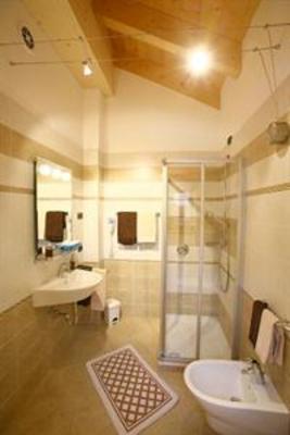 фото отеля Hotel Fiorenza Campitello Di Fassa