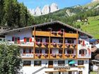 фото отеля Hotel Fiorenza Campitello Di Fassa