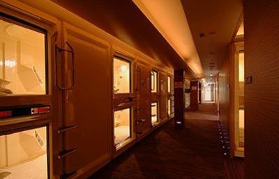 фото отеля Capsule Inn Osaka