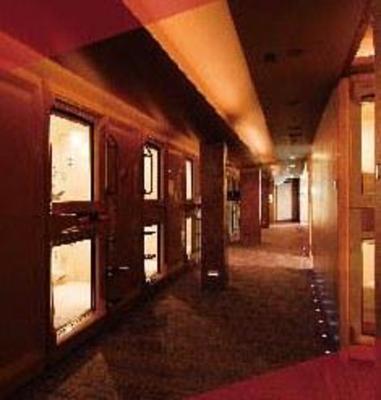 фото отеля Capsule Inn Osaka