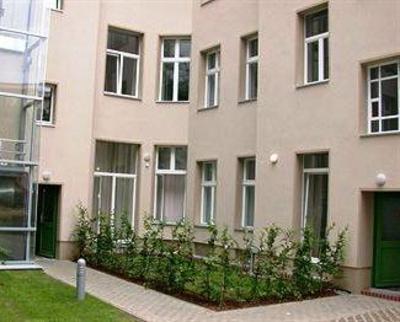 фото отеля Apartments Friedrich Berlin