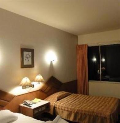 фото отеля Charoen Hotel