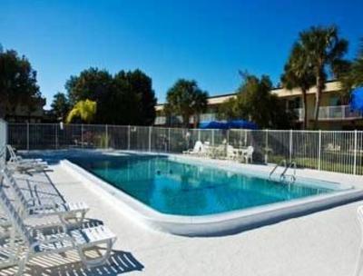 фото отеля Howard Johnson Inn - Daytona Beach/Deland