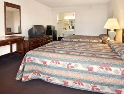 фото отеля Suffolk Days Inn