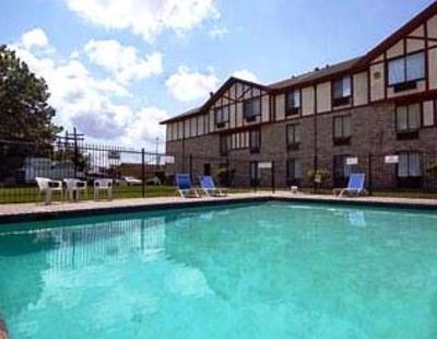 фото отеля Super 8 Motel Beaumont/I-10 E