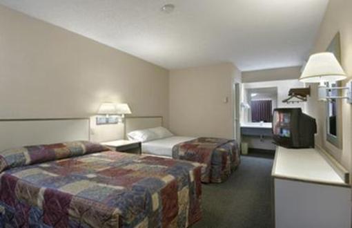 фото отеля Red Roof Inn Woodbury/Saint Paul