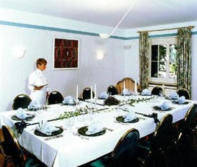 фото отеля Hotel Hamm Bergisch Gladbach