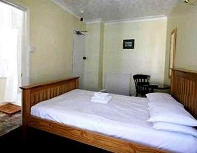 фото отеля The Crown Hotel Ryde