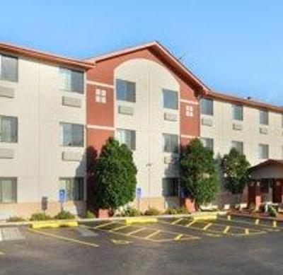 фото отеля Super 8 Motel Saint Charles