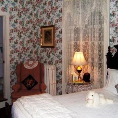 фото отеля Pilgrim House Inn