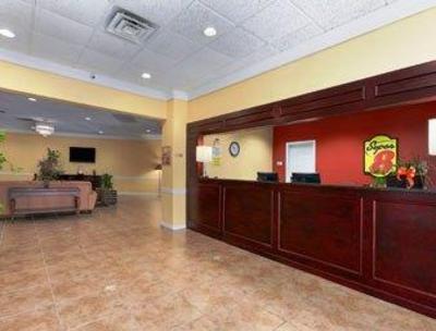 фото отеля Super 8 Harrison OH