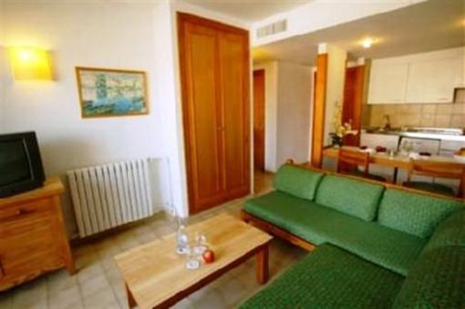 фото отеля Aparthotel Hm Martinique Calvia