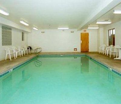 фото отеля Econo Lodge Inn & Suites Roseburg