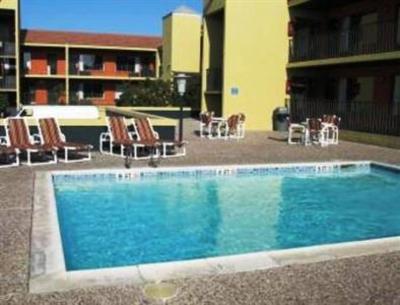 фото отеля Econo Lodge Padre Island