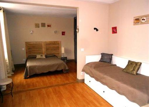фото отеля Hotel Le P'tit Monde Montignac