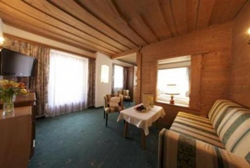 фото отеля Abenteuerhotel Astoria Nauders