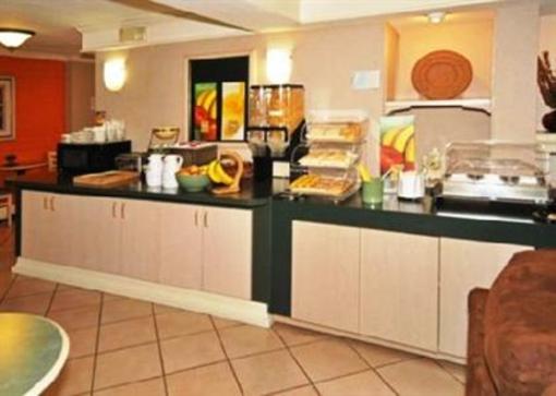 фото отеля Quality Inn Euless