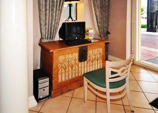 фото отеля Quality Inn Euless