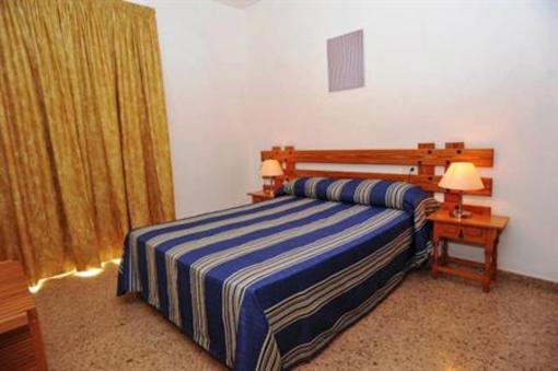 фото отеля S'Estanyol Tourist Apartaments