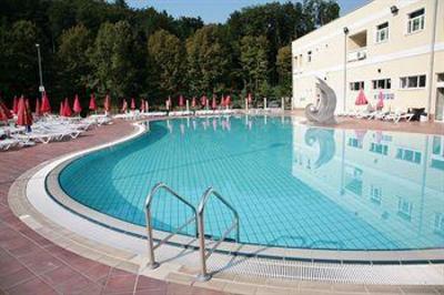 фото отеля Hotel Strossmayer