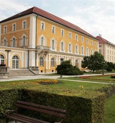 фото отеля Hotel Strossmayer