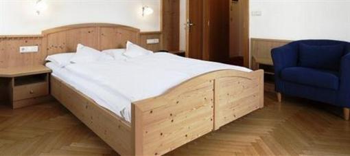 фото отеля Hotel Garni Planaces