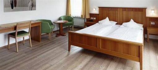 фото отеля Hotel Garni Planaces