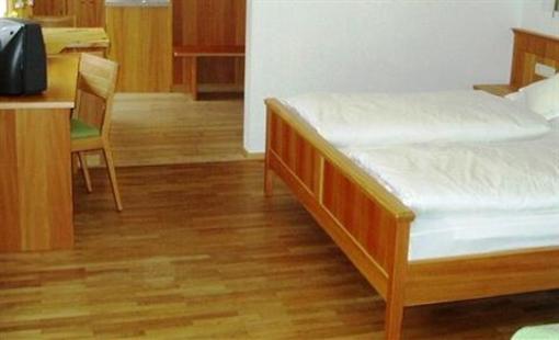 фото отеля Hotel Garni Planaces