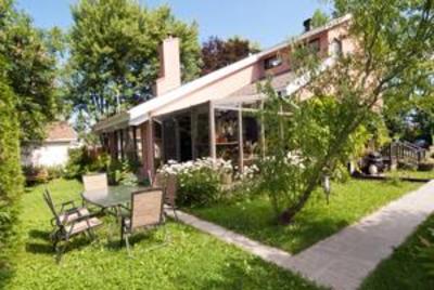 фото отеля Gite Au Reve Fleuri Bed and Breakfast Quebec City