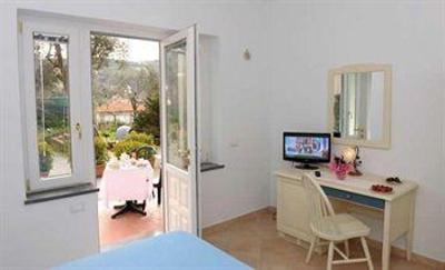 фото отеля Il Cottage Bed & Breakfast