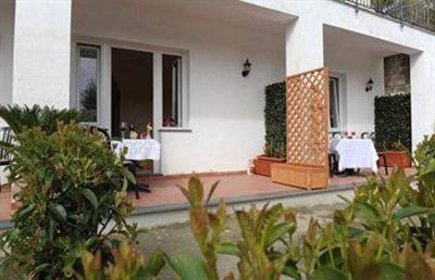 фото отеля Il Cottage Bed & Breakfast