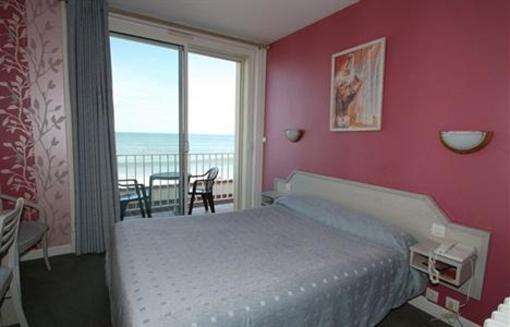 фото отеля Hotel Valencia Hendaye