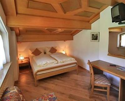 фото отеля Hotel Garni Vajolet