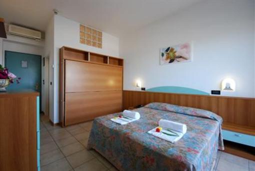 фото отеля Hotel Sporting Alba Adriatica