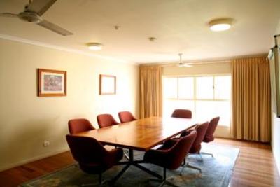 фото отеля Central Bardon Conference Venue Apartments Brisbane