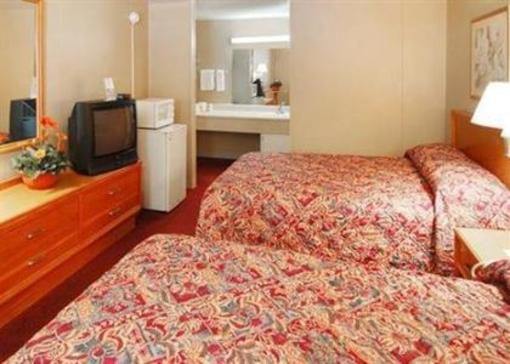 фото отеля Econo Lodge University Charlottesville