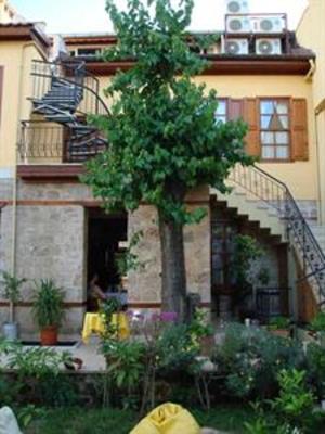 фото отеля Safran Sari Konak Pansiyon Antalya