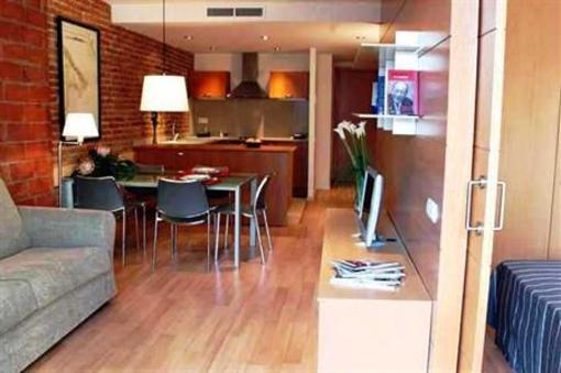 фото отеля Apartamentos Eixample 1