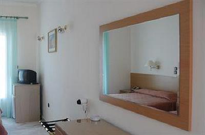 фото отеля Hotel Katerina Agia Marina (Aegina)