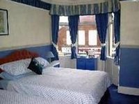 Jollies Guest House Blackpool