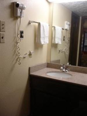 фото отеля Stratford House Inn and Suites