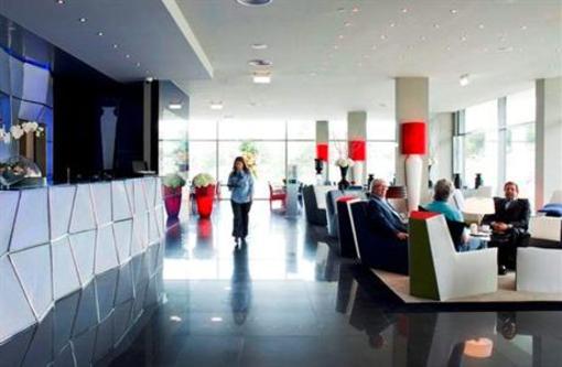 фото отеля Holiday Inn Express Lisbon Alfragide