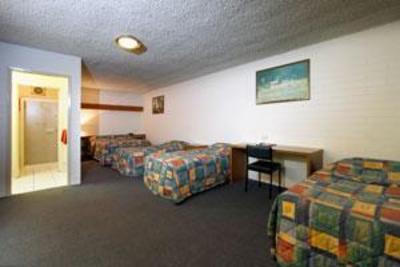 фото отеля Midtown Motor Inn Sale