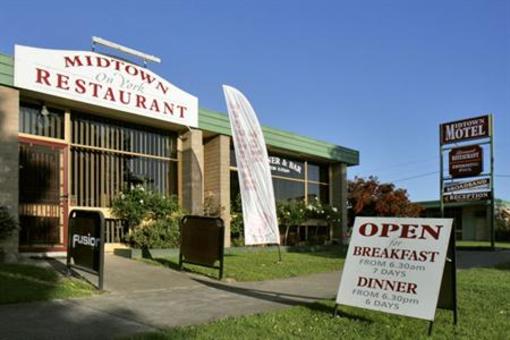 фото отеля Midtown Motor Inn Sale