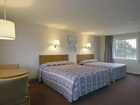 фото отеля Howard Johnson Inn Cape Cod West Yarmouth