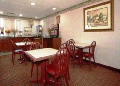 фото отеля Quality Inn Broken Arrow