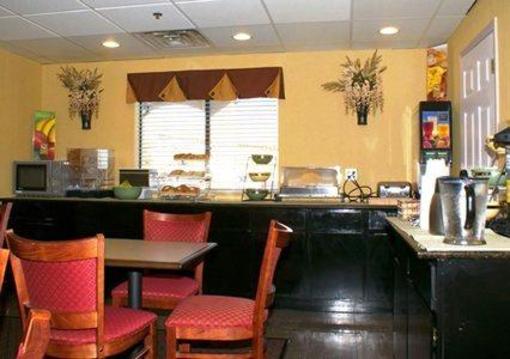 фото отеля Quality Inn Broken Arrow