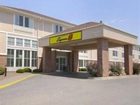 фото отеля Super 8 Menomonie