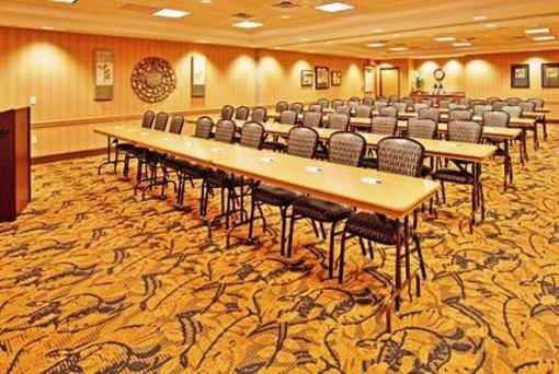 фото отеля Holiday Inn Express Hotel Hastings