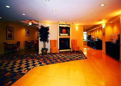 фото отеля Comfort Suites Beaufort